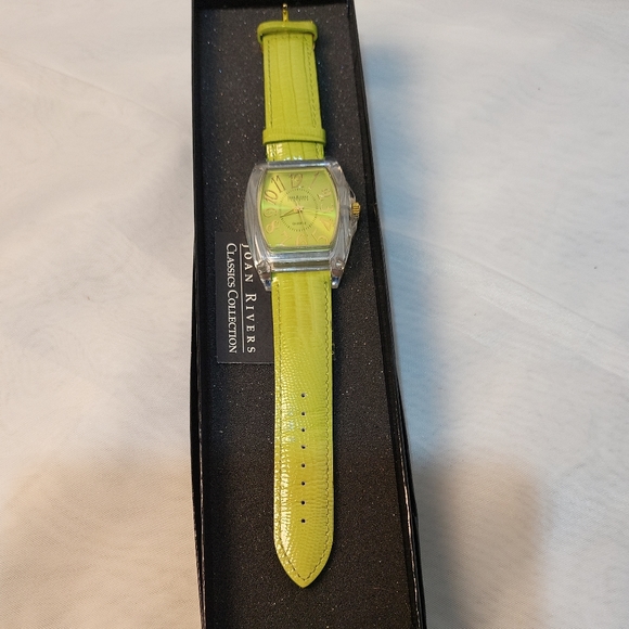 Joan Rivers Collection Watch Woman's Green New - Picture 2 of 11